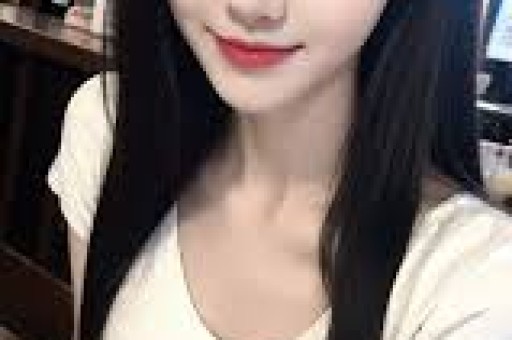 陪玩陪睡算啥？继人体盛宴、舔手指后艺人再曝阴暗面 秦岚被牵